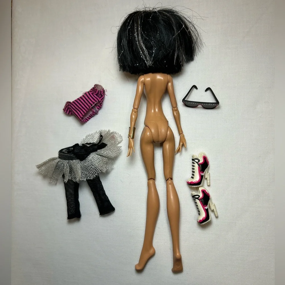 Cleo De Nile Monster High Fashion Doll - Picture 4 of 13